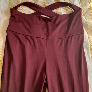 Burgundy Workout Leggings (Size L)